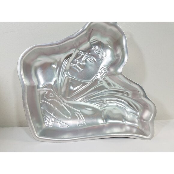 Wilton DC Comics SUPERMAN Cake Pan Mold 2105-3350 Vintage 2006 NO instructions - Picture 5 of 5